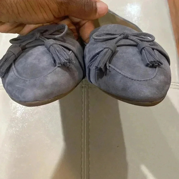 Talbots Grey Pointed Toe Suede Loafers Size 7 M - Picture 4 of 8